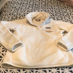 Patagonia pull over sweater